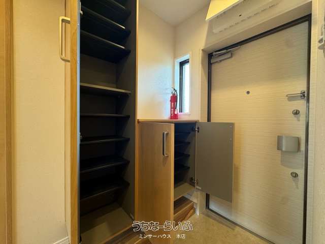 Lions Garden Midorigaoka 203: Renovated 3LDK Apartment in Naha - Thumbnail 4