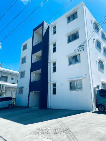 8-Unit Apartment Building for Sale in Uruma City, Okinawa - Thumbnail 4
