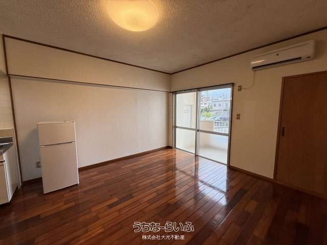 Maison Lapace 4-D Rental Apartment in Ginowan, Okinawa - Thumbnail 2