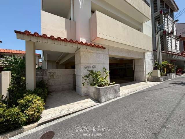Garden Hills To-gura 302: 3LDK Apartment for Rent in Naha, Okinawa - Thumbnail 3