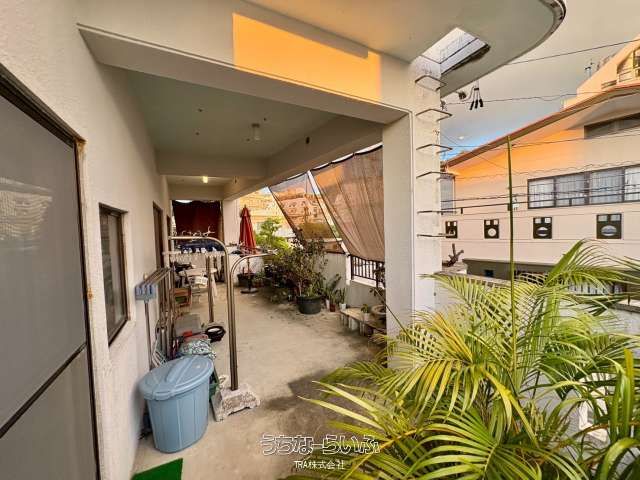 2LDK Detached House for Sale in Ginowan City, Okinawa - Thumbnail 4