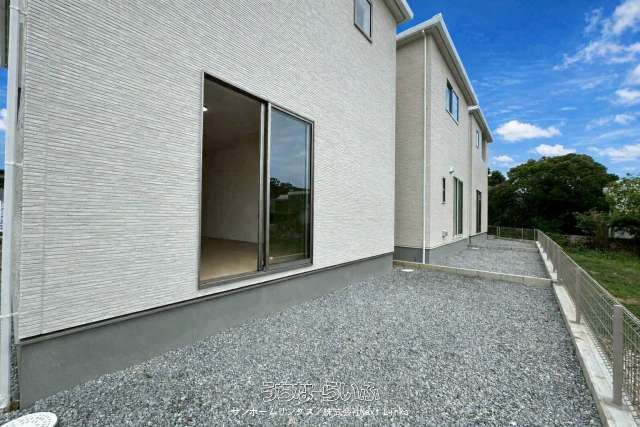 New 3LDK Detached House for Sale in Yaese Town, Okinawa - Thumbnail 2