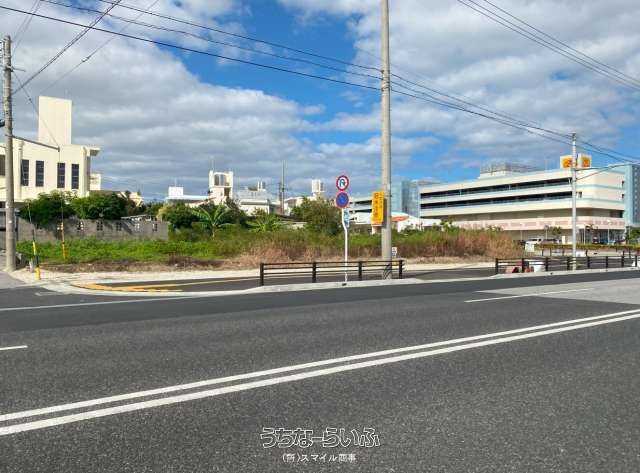 40 Tsubo Corner Land Plot for Shop Development in Nishihara, Okinawa - Thumbnail 3