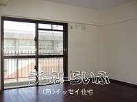 3DK Apartment for Rent in Haebaru Tsukayama, Okinawa - Thumbnail 2
