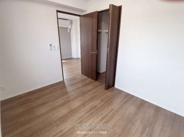 Bellemer 102: 2LDK Apartment for Rent in Ginowan, Okinawa - Thumbnail 3