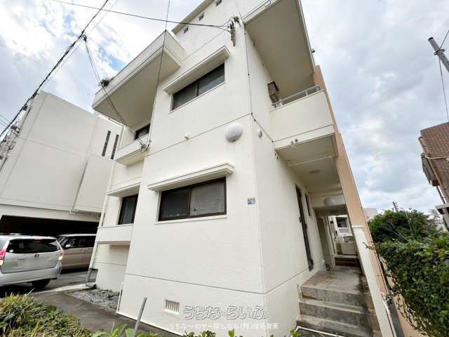 2DK Apartment for Rent in Urasoe, Okinawa - Near Schools - Thumbnail 2