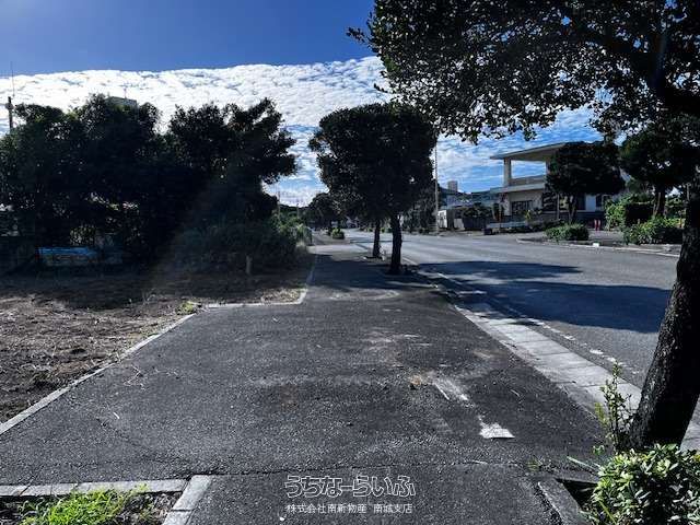 448m² Land for Sale in Nanjo City, Okinawa Prefecture - Thumbnail 2