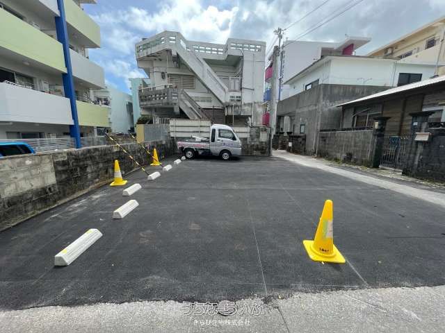 70sqm Land for Lease in Naha, Okinawa - Bulk Parking Lot - Thumbnail 2