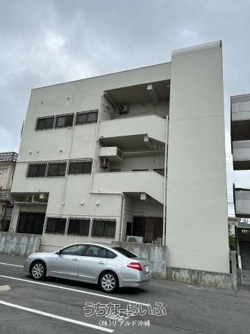 Retail Shop for Sale in Uruma City, Okinawa | 295 sqm Land - Thumbnail 2