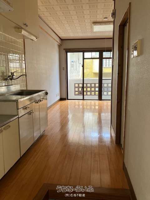 Co-op M 1-Room Apartment for Rent in Nago City, Okinawa - Thumbnail 2