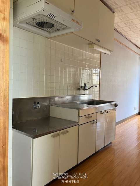 Co-op M 1-Room Apartment for Rent in Nago City, Okinawa - Thumbnail 3