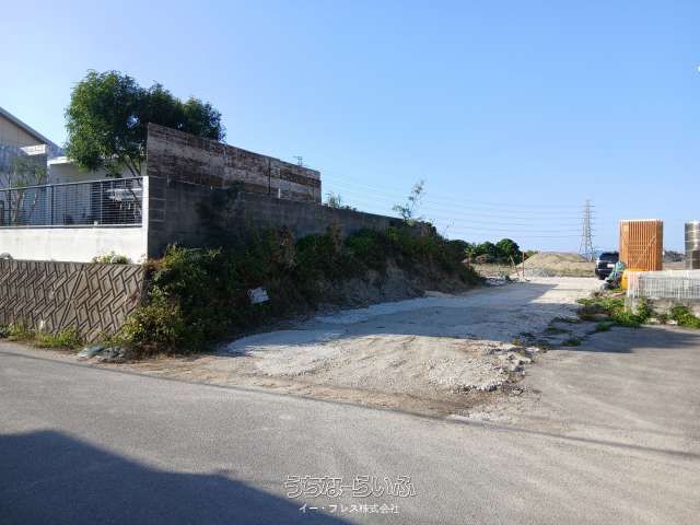 Land for Sale in Uruma, Okinawa - ZEH Residential Plots - Thumbnail 2