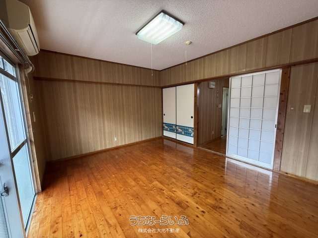 1K Apartment for Rent in Ginowan, Okinawa Near Ryukyu University - Thumbnail 4