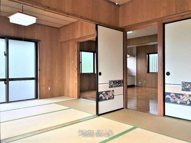 2LDK Apartment for Rent in Urasoe City, Okinawa - Thumbnail 3
