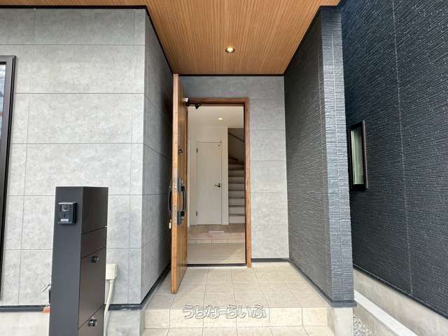 New 4LDK House in Yaese Town, Okinawa | Walk to Schools - Thumbnail 2