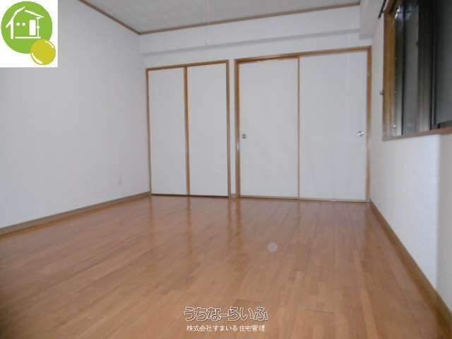 1K Apartment for Rent in Naha, Okinawa - No Deposit, No Key Money - Thumbnail 4