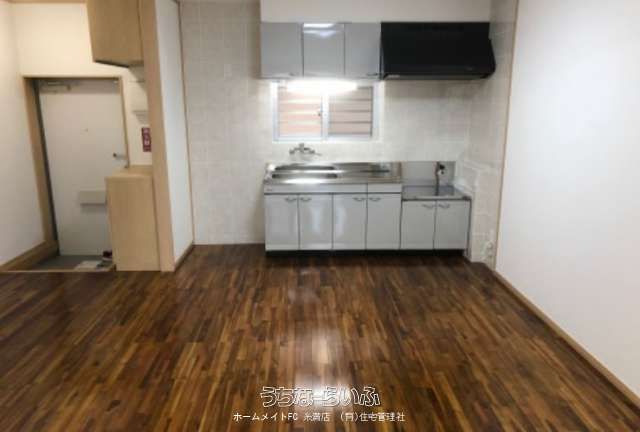 Modern 2DK Apartment for Rent in Oroku, Naha, Okinawa - Thumbnail 4