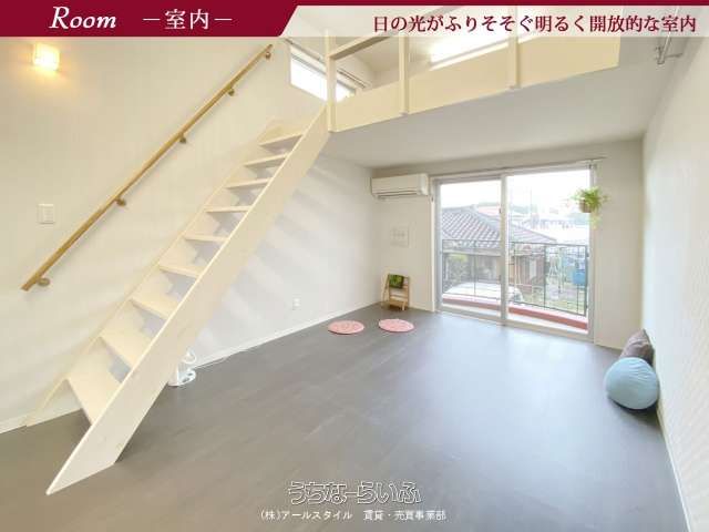 Designer Loft Apartment for Rent in Tomigusuku, Okinawa - Thumbnail 4