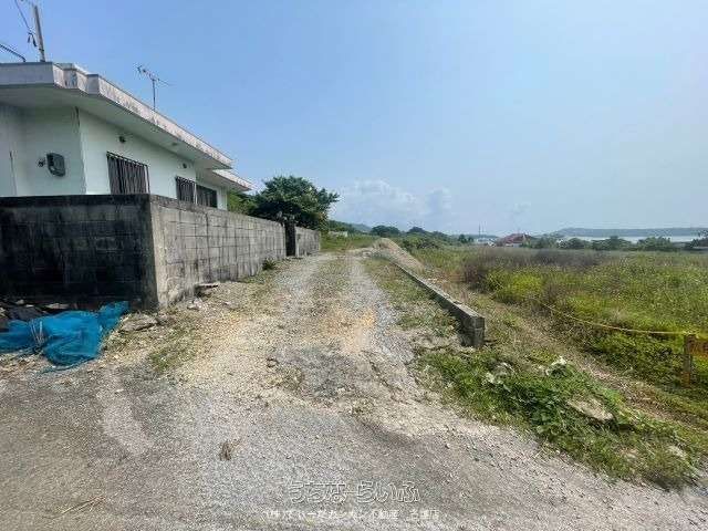 862sqm Ocean View Land for Sale in Motobu, Okinawa - Thumbnail 4