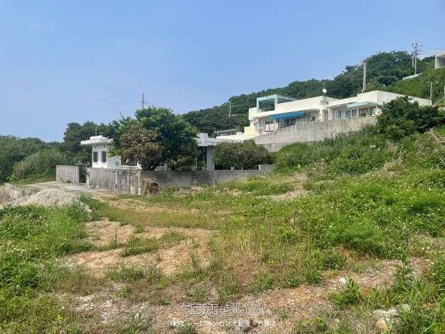 862sqm Ocean View Land for Sale in Motobu, Okinawa - Image 1