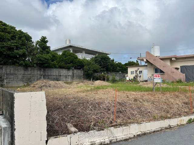 268.28m² Land Plot in Quiet Ginowan Residential Area, Okinawa - Thumbnail 3