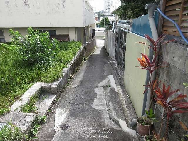 126.07 sqm Rental Land in Matsukawa, Naha City, Okinawa - Thumbnail 3