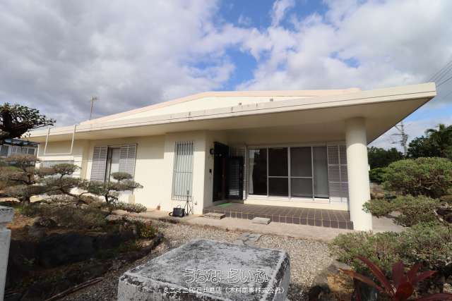 4DK House on 300-Tsubo Land Near Daiba Coast, Ishigaki - Thumbnail 3