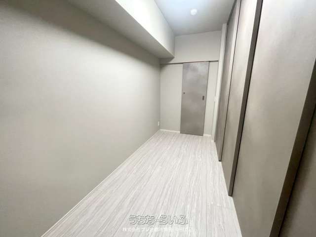 Modern 1LDK Apartment for Rent in Naha's Tsuboya District, Okinawa - Thumbnail 3