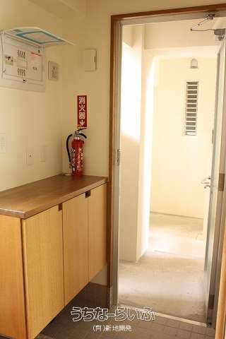 1LDK Apartment for Rent in Naha, Okinawa near Shuri Castle - Thumbnail 4