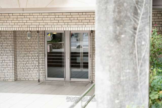 Lions Hills Gushi 3SLDK Apartment with East China Sea View, Naha - Thumbnail 4