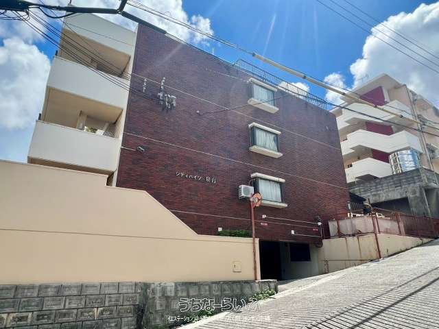 3LDK Maisonette Apartment for Sale in Naha, Okinawa - Thumbnail 2