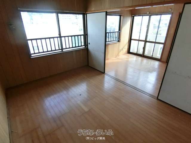 Pet-Friendly 2DK Apartment for Rent in Naha, Okinawa - Thumbnail 4