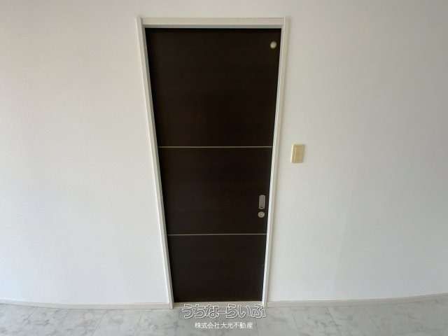 3LDK Apartment for Rent in Ginowan, Okinawa with Excellent Views - Thumbnail 3
