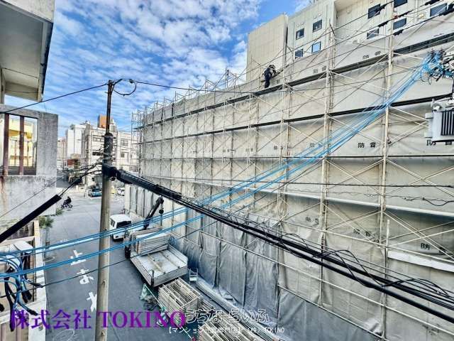 Renovated 1LDK Apartment near Asahibashi Station, Naha - Thumbnail 4