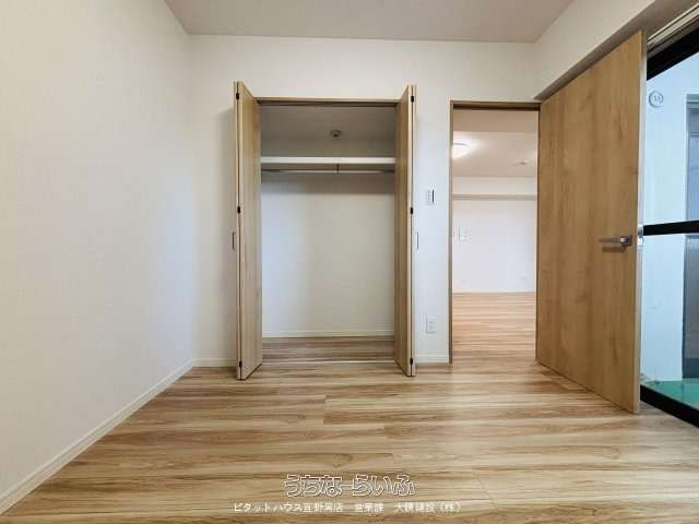 Renovated 3LDK Apartment in Naha, Okinawa with Parking & Views - Thumbnail 4