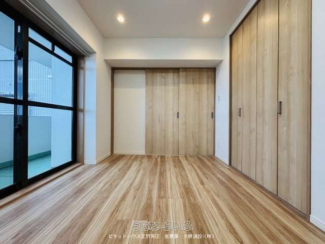 Renovated 3LDK Apartment in Naha, Okinawa with Parking & Views - Thumbnail 3