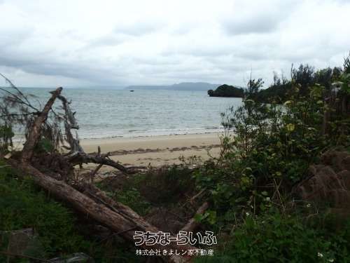 1007m² Beachside Land for Sale on Yagaji Island, Okinawa - Thumbnail 2