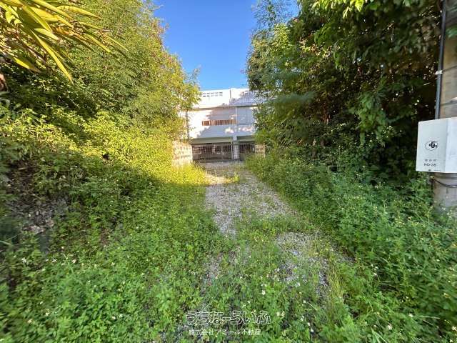 232m² Land for Sale in Yomitan Village, Okinawa - Build Your Dream Home - Thumbnail 3