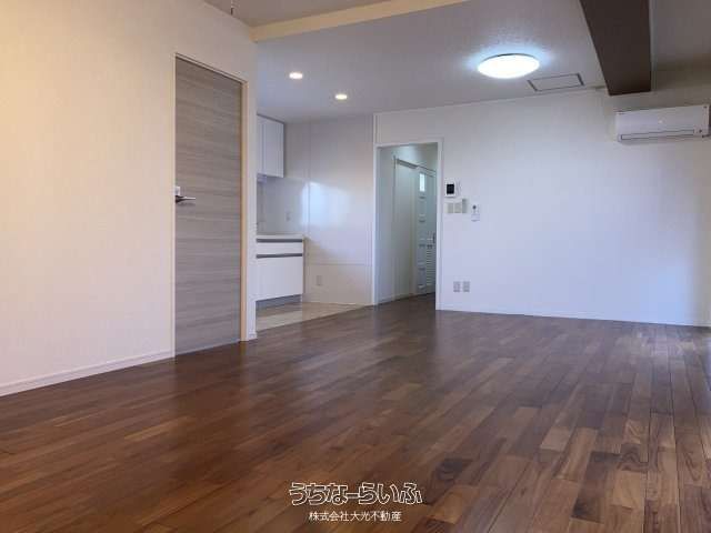 Enaji Makiminato 3F: 2LDK Apartment for Rent in Urasoe, Okinawa - Thumbnail 4