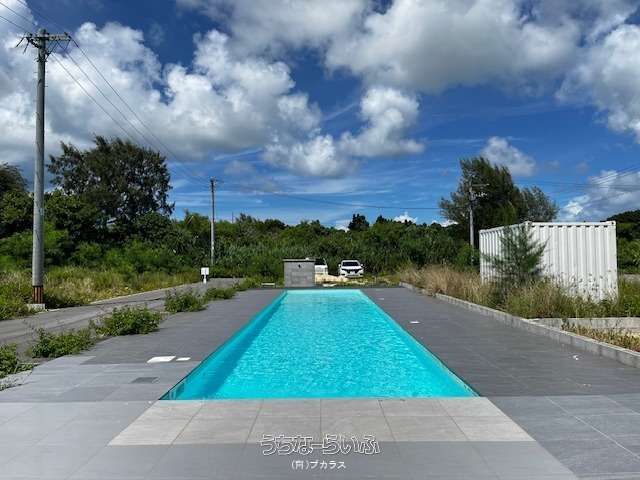370 sqm Land for Sale in Miyakojima with Shared Pool Access - Thumbnail 4