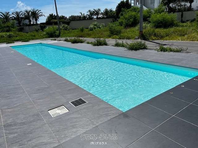 370 sqm Land for Sale in Miyakojima with Shared Pool Access - Thumbnail 3