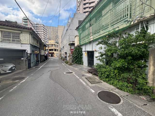 Commercial Land for Sale in Naha's Matsuo District, Okinawa - Thumbnail 4