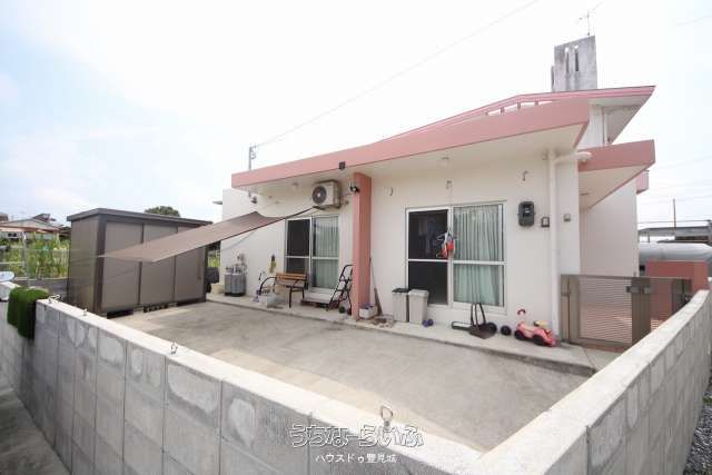 Modern 2021 3LDK Corner Lot House for Sale in Yaese, Okinawa - Thumbnail 2