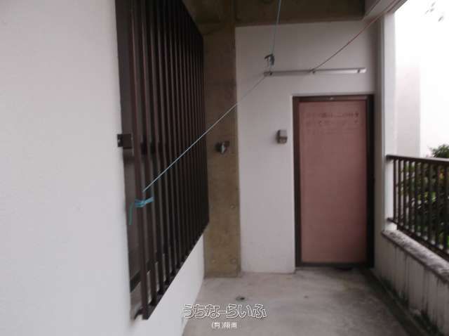 White Terrace Johoku 307: 2DK Apartment for Rent in Naha, Okinawa - Thumbnail 2