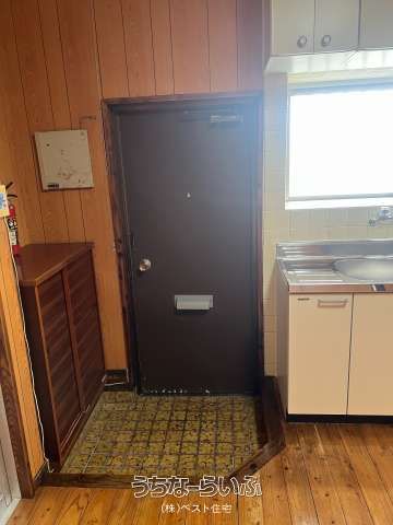 Co-op Shimabukuro 2DK Rental Apartment in Ginowan, Okinawa - Thumbnail 2