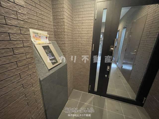 1LDK Apartment for Rent in Asato, Naha - Grande・roue DAIWA - Thumbnail 4