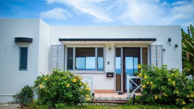 Ocean View RC House in Ishigaki's Kabira Bay for Sale - Thumbnail 2