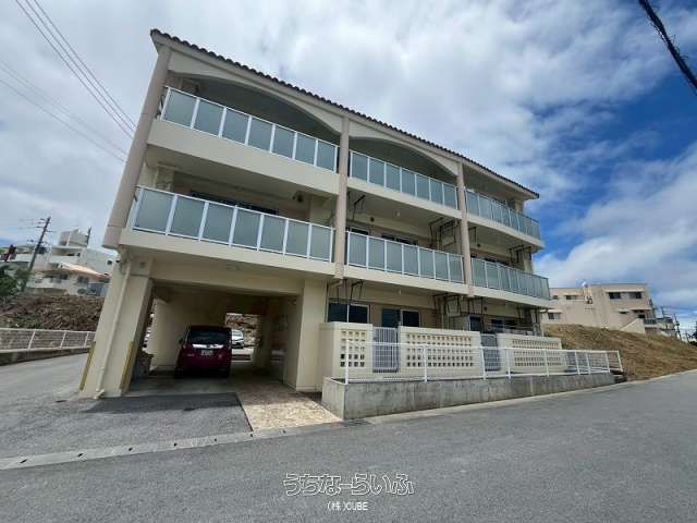 3LDK Apartment for Rent in Keizuka, Urasoe, Okinawa - Image 1