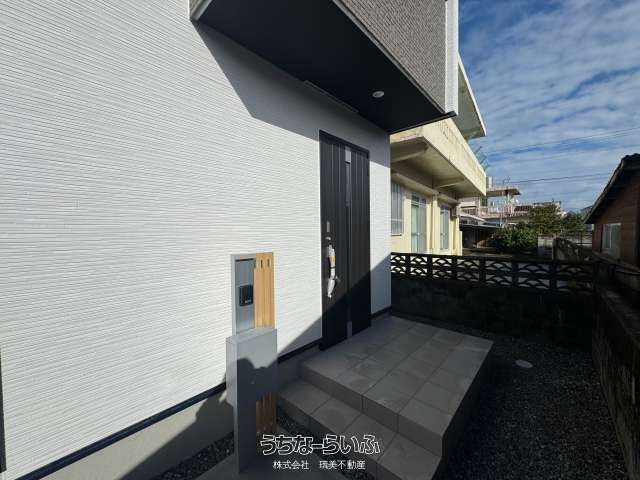 New 4LDK Detached House for Sale in Uruma City, Okinawa - Thumbnail 2