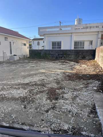 177.9 sqm Land for Sale in Momohara, Okinawa City - Thumbnail 3